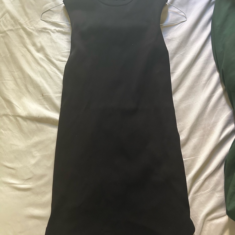 Elegant Black Sleeveless Dress